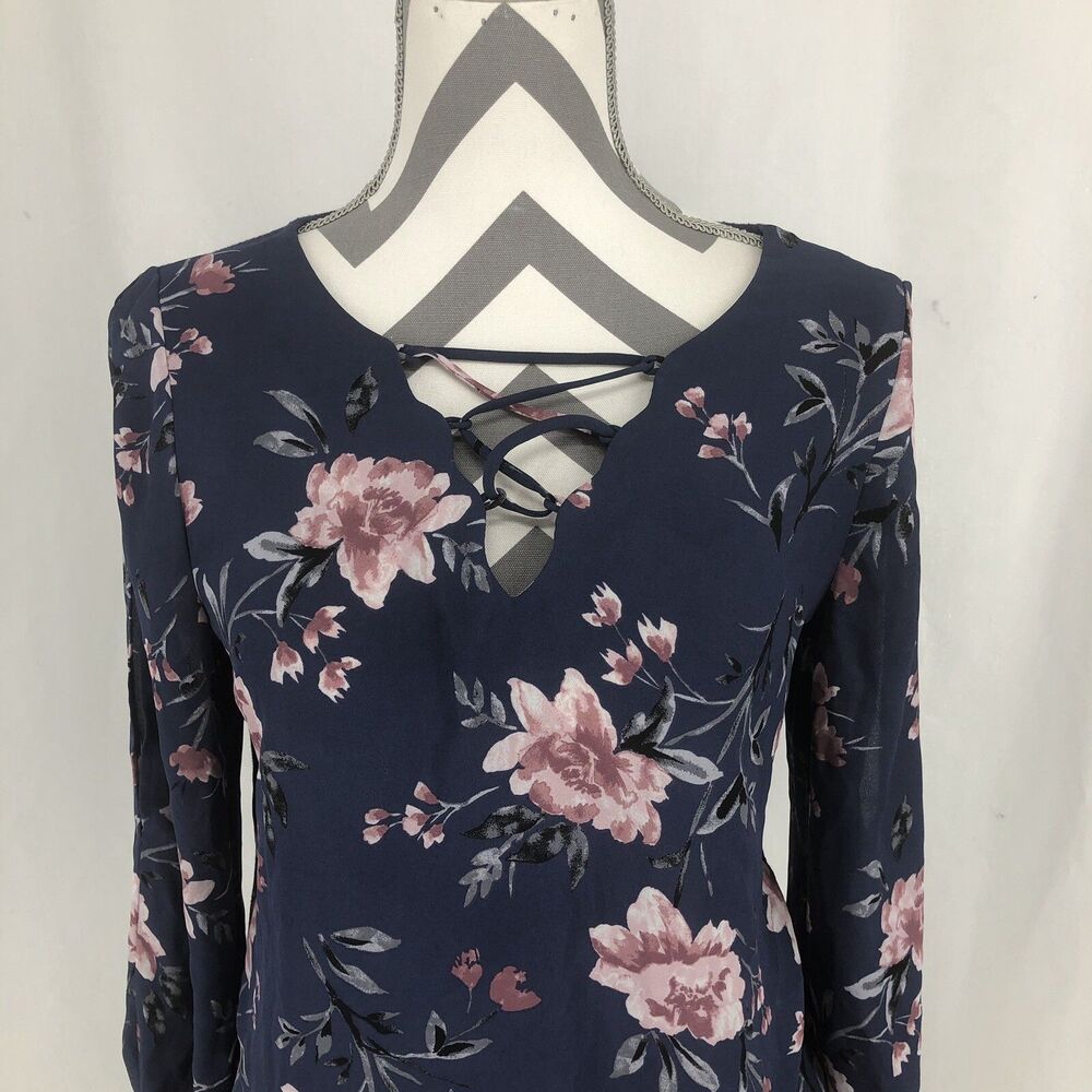 A. Byer Blue Floral Laced Neck Long Sleeve Elastic Cull Top Blouse Small